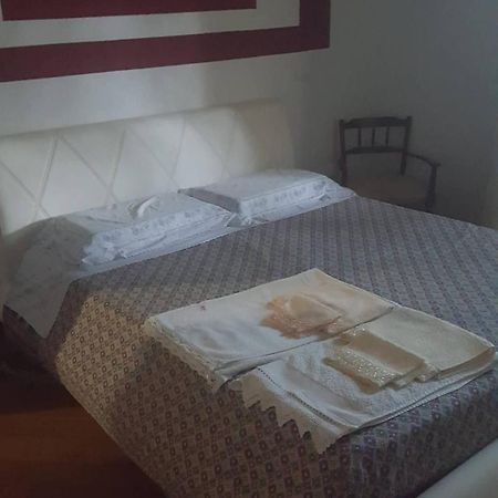 Maison d'hôtes La Casa Della Quercia à Lorenzana Extérieur photo